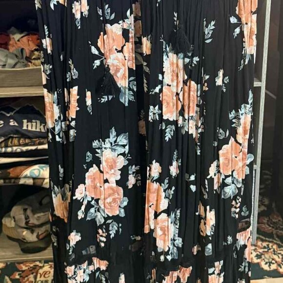 Torrid Size 3 Black Floral Tassel Lace-up Neck Maxi Dress - Picture 6 of 16
